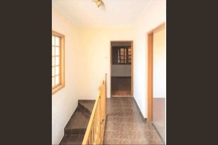 Casa à venda com 4 quartos, 200m² em Vila Carrão, São Paulo