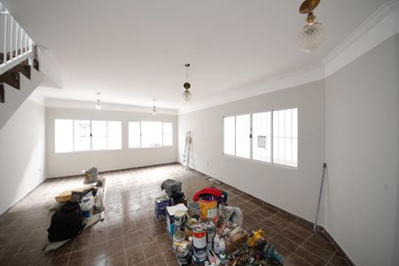 Sala de casa à venda com 4 quartos, 200m² em Vila Carrão, São Paulo