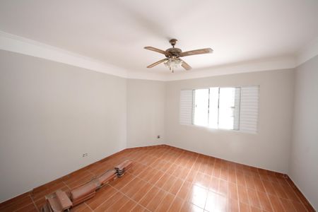 Casa à venda com 200m², 4 quartos e 2 vagasQuarto 4