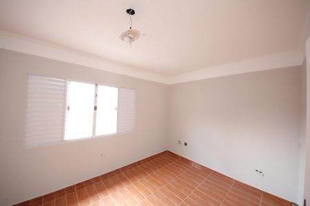 Casa à venda com 200m², 4 quartos e 2 vagasQuarto