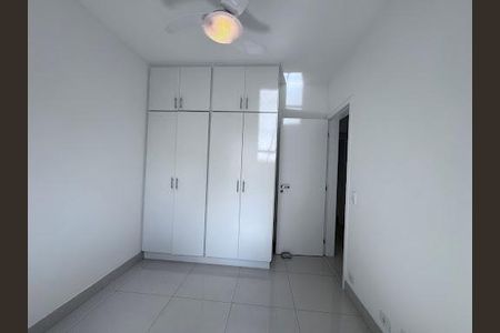 Apartamento à venda com 3 quartos, 82m² em Alphaville Industrial, Barueri