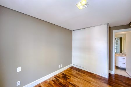 Apartamento para alugar com 84m², 2 quartos e 1 vaga Apartamento para alugar com 84m², 2 quartos e 1 vagaSuíte