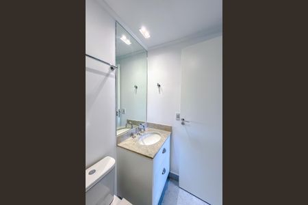 Apartamento para alugar com 84m², 2 quartos e 1 vaga Apartamento para alugar com 84m², 2 quartos e 1 vagaBanheiro da Suíte