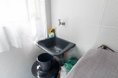 Apartamento para alugar com 45m², 2 quartos e 1 vaga Apartamento para alugar com 45m², 2 quartos e 1 vagaCozinha e Área de Serviço