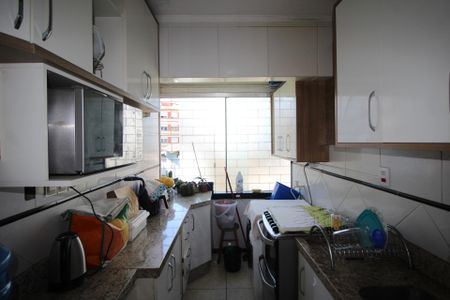 Apartamento à venda com 58m², 2 quartos e 1 vagaCozinha