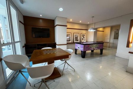 Apartamento para alugar com 235m², 4 quartos e 3 vagas Apartamento para alugar com 235m², 4 quartos e 3 vagasSala de Jogos