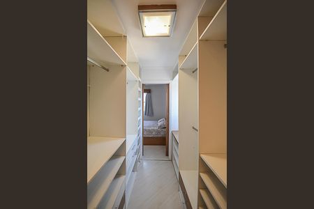 Apartamento à venda com 89m², 3 quartos e 1 vagaCloset do quarto 1