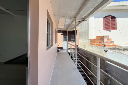 Varanda - Entrada  de kitnet/studio para alugar com 1 quarto, 22m² em Baeta Neves, São Bernardo do Campo