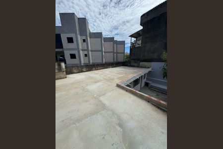 Área externa de casa para alugar com 1 quarto, 100m² em Jardim Santa Izabel, Cotia