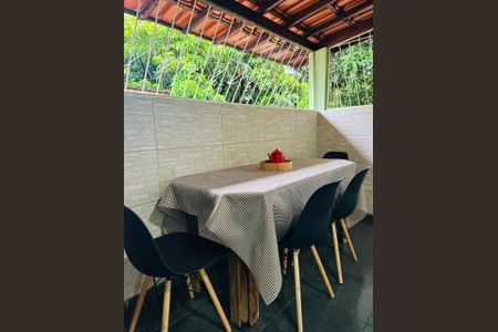 Apartamento à venda com 160m², 4 quartos e 2 vagasFoto 02