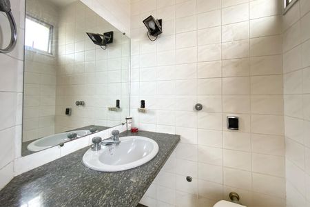 Apartamento para alugar com 280m², 4 quartos e 3 vagasLavabo da Cobertura