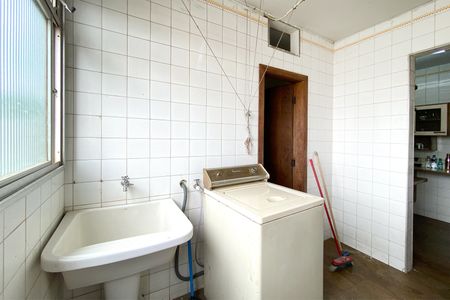 Apartamento para alugar com 280m², 4 quartos e 3 vagasÁrea de Serviço