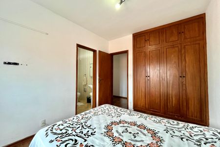 Casa à venda com 410m², 5 quartos e 3 vagasSuite 2