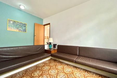 Casa à venda com 410m², 5 quartos e 3 vagasSala de TV