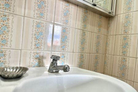 Casa à venda com 410m², 5 quartos e 3 vagasBanheiro da Suíte 2