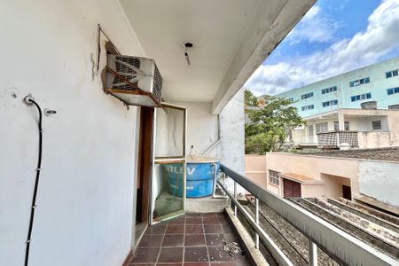 Casa à venda com 410m², 5 quartos e 3 vagasVaranda da Suíte 1