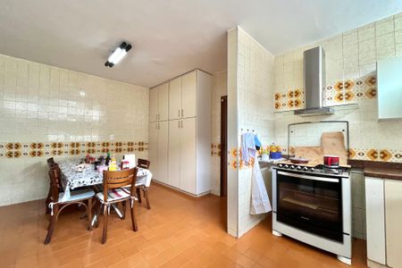 Casa à venda com 410m², 5 quartos e 3 vagasCozinha