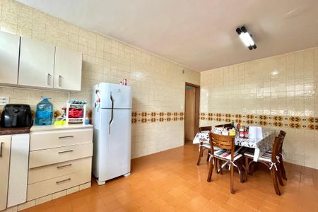 Casa à venda com 410m², 5 quartos e 3 vagasCozinha