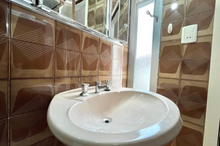 Casa à venda com 410m², 5 quartos e 3 vagasBanheiro da Suíte 3