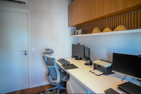 Apartamento à venda com 132m², 3 quartos e 2 vagasQuarto 3 / Escritório