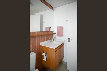 Apartamento à venda com 132m², 3 quartos e 2 vagasBanheiro Quarto 3 / Escritório