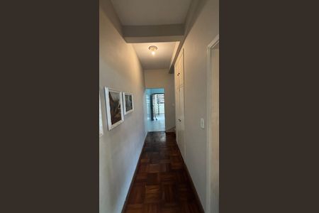 Casa à venda com 175m², 2 quartos e 2 vagasCorredor