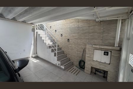 Casa à venda com 175m², 2 quartos e 2 vagasGaragem