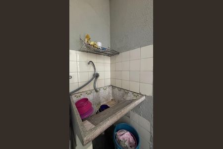 Casa à venda com 175m², 2 quartos e 2 vagasQuintal - Area de Serviço