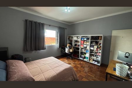 Casa à venda com 175m², 2 quartos e 2 vagasQuarto 1