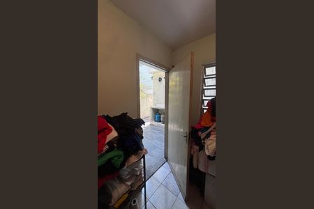 Casa à venda com 175m², 2 quartos e 2 vagasBanheiro - Quarto de Apoio