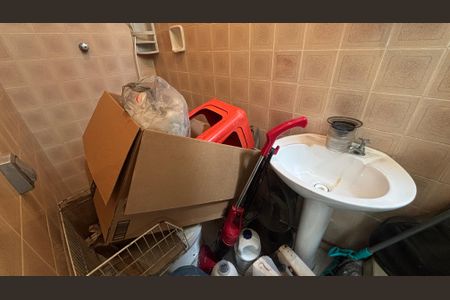 Casa à venda com 175m², 2 quartos e 2 vagasBanheiro - Area de Serviço