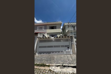 Casa à venda com 175m², 2 quartos e 2 vagasFachada