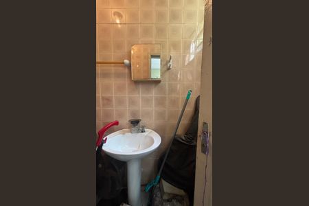 Casa à venda com 175m², 2 quartos e 2 vagasBanheiro - Area de Serviço