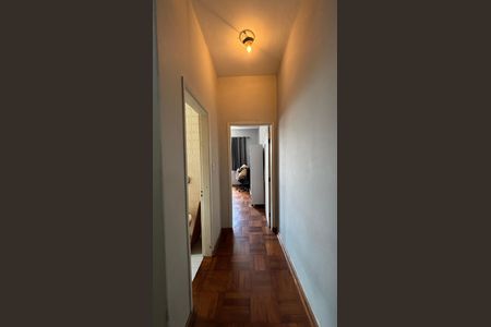 Casa à venda com 175m², 2 quartos e 2 vagasCorredor