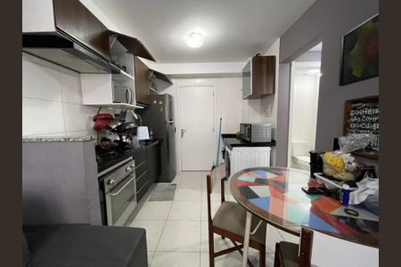 Sala de apartamento para alugar com 2 quartos, 32m² em Jardim Celeste, São Paulo