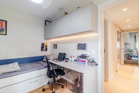 Apartamento à venda com 81m², 3 quartos e 2 vagasQuarto 2