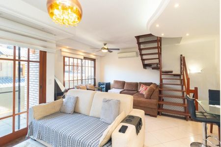 Casa de condomínio para alugar com 140m², 4 quartos e 1 vagaSala 