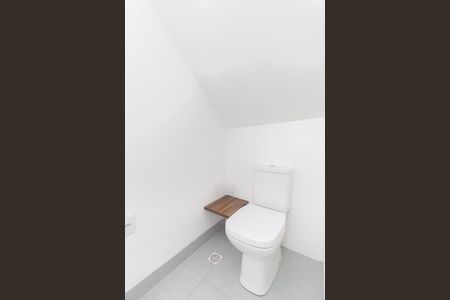 Casa de condomínio para alugar com 55m², 1 quarto e 1 vagaLavabo 