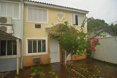 Casa de condomínio para alugar com 79m², 2 quartos e 1 vaga Casa de condomínio para alugar com 79m², 2 quartos e 1 vagaFachada