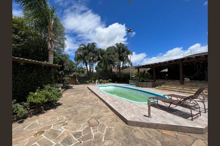 Casa para alugar com 400m², 4 quartos e 12 vagasÁrea Externa