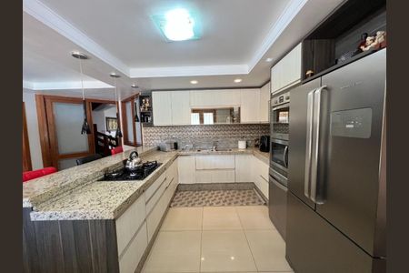 Casa para alugar com 400m², 4 quartos e 12 vagasCozinha