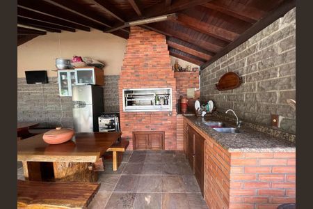 Casa para alugar com 400m², 4 quartos e 12 vagasÁrea Externa