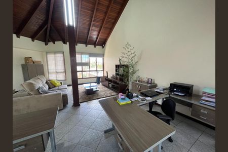Casa para alugar com 400m², 4 quartos e 12 vagasÁrea Externa