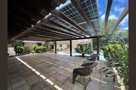 Casa para alugar com 400m², 4 quartos e 12 vagasÁrea Externa