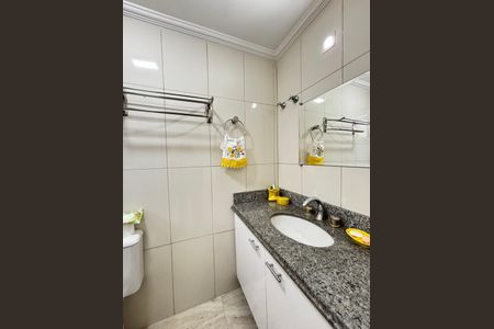 Apartamento para alugar com 82m², 2 quartos e 2 vagas Apartamento para alugar com 82m², 2 quartos e 2 vagasBanheiro da Suíte 1