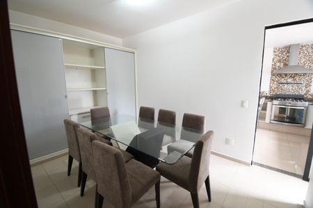 Apartamento para alugar com 245m², 4 quartos e 2 vagasSala de Jantar