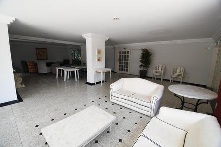 Apartamento para alugar com 245m², 4 quartos e 2 vagasÁrea comum - Salão de festas