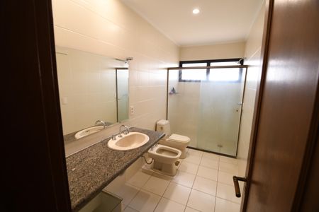 Apartamento para alugar com 245m², 4 quartos e 2 vagasBanheiro Suíte