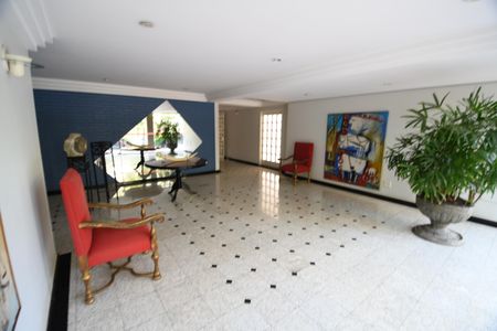 Apartamento para alugar com 245m², 4 quartos e 2 vagasHall social