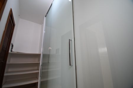 Apartamento para alugar com 245m², 4 quartos e 2 vagasQuarto 2 - Suíte Closet
